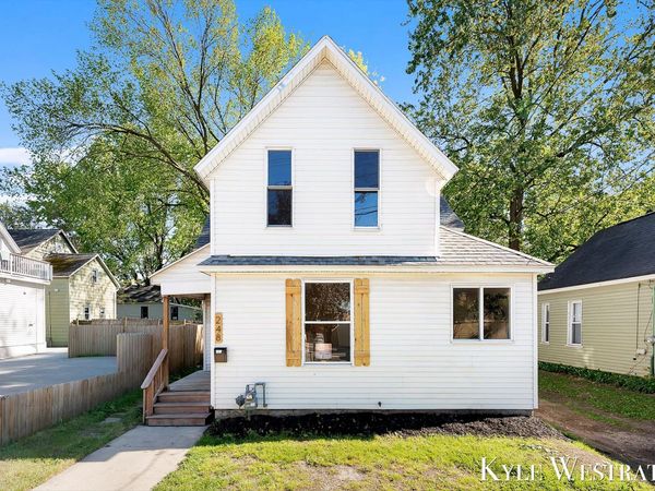 248 Matilda Street NE, Grand Rapids, MI 49503