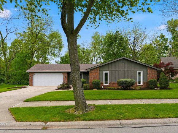 1623 Channel Place, Fort Wayne, IN 46825