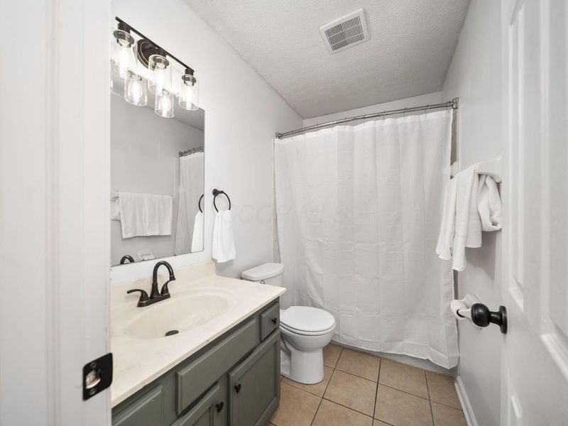 965 Thornapple Grove , Galloway, OH 43119 Photo 26