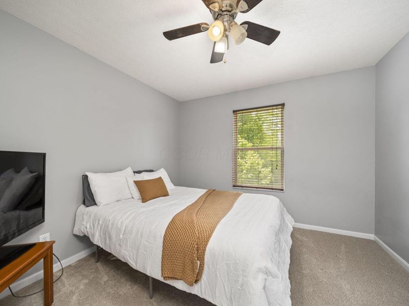 965 Thornapple Grove , Galloway, OH 43119 Photo 27
