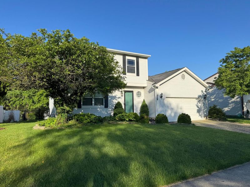 775 Ashford Glen Drive, Columbus, OH 43230 Photo 2