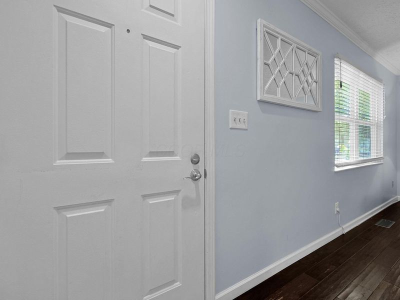 775 Ashford Glen Drive, Columbus, OH 43230 Photo 8