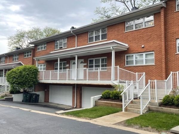 169 E Palatine Road, Unit J, Palatine, IL 60067
