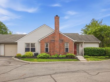 3700 Charlemonte Way, Unit 5, Canal Winchester, OH 43110
