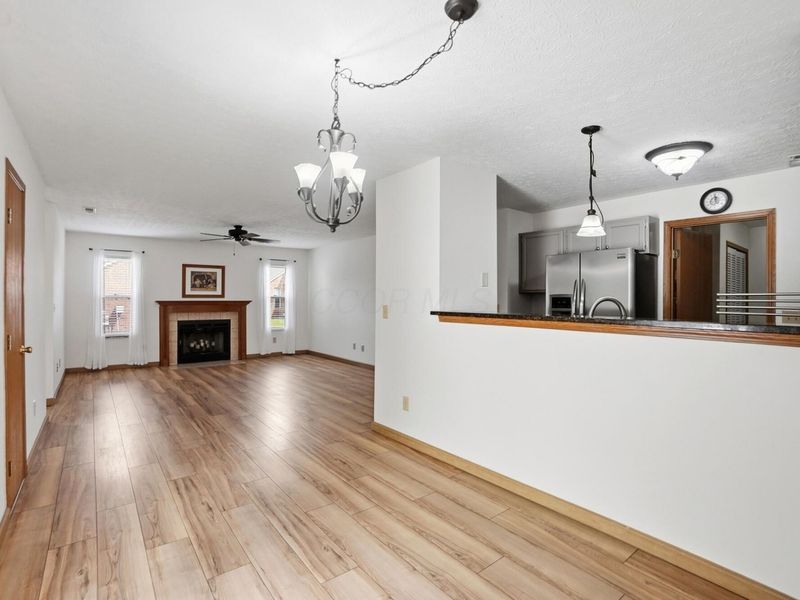 3700 Charlemonte Way, Unit 5, Canal Winchester, OH 43110 Photo 8