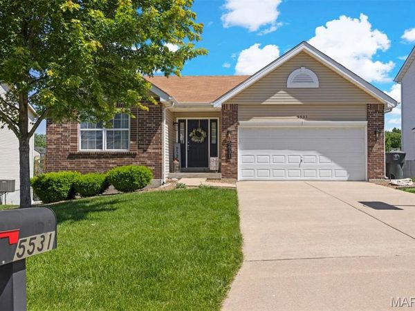 5531 Emerald Ridge Drive , Cottleville, MO 63304
