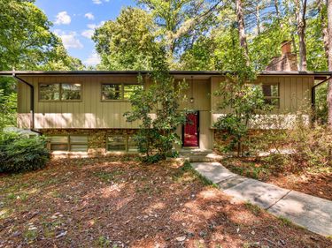 404 Morgan Creek Road, Chapel Hill, NC 27517