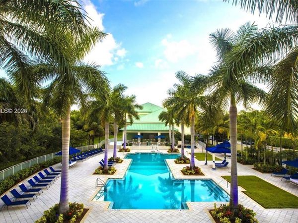 5300 NW 87th Ave , Unit 1302, Doral, FL 33178