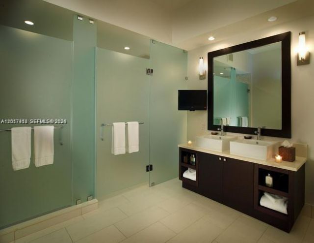 5300 NW 87th Ave , Unit 1302, Doral, FL 33178 Photo
