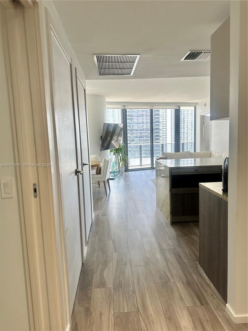 801 S Miami Ave , Unit 2804, Miami, FL 33130 Photo