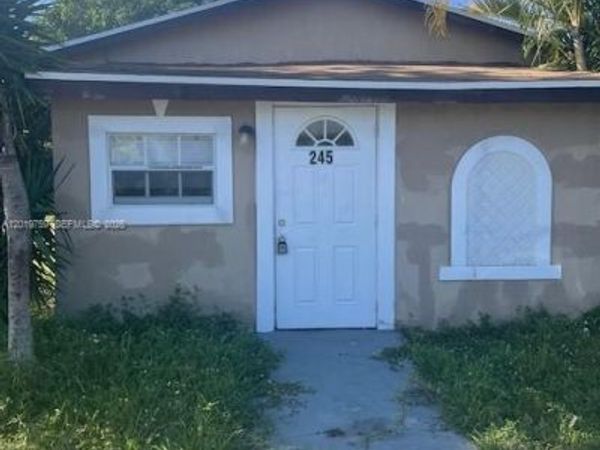 245 NW 6TH AVE , Dania Beach, FL 33004