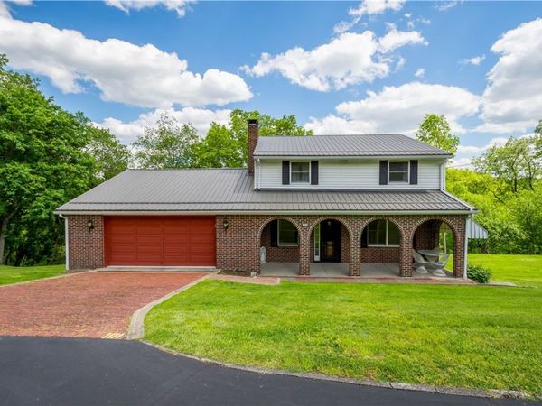 1314 Moreland Drive, Coraopolis, PA 15108