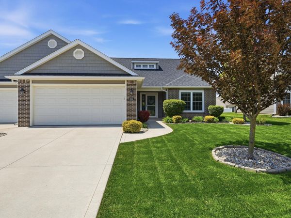 2113 Meadowsweet Parkway, Fort Wayne, IN 46808
