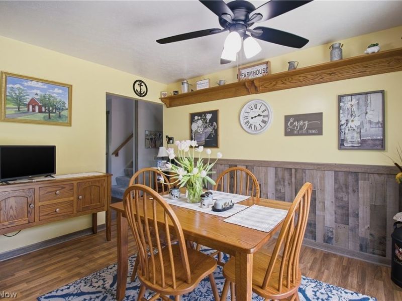 12097 Lisa Avenue NW, Hartville, OH 44632 Photo 12