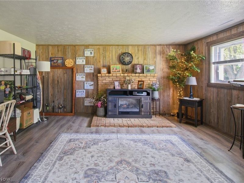 12097 Lisa Avenue NW, Hartville, OH 44632 Photo 24