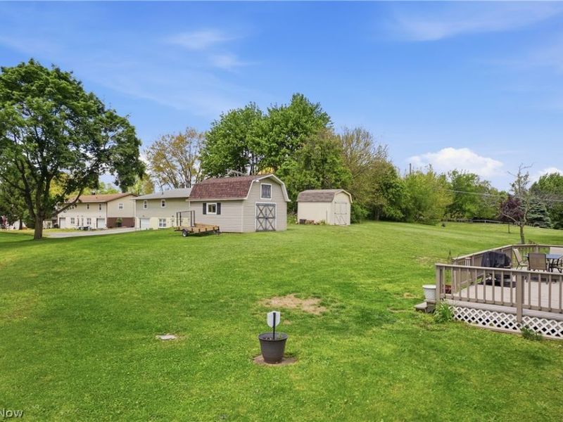 12097 Lisa Avenue NW, Hartville, OH 44632 Photo 31