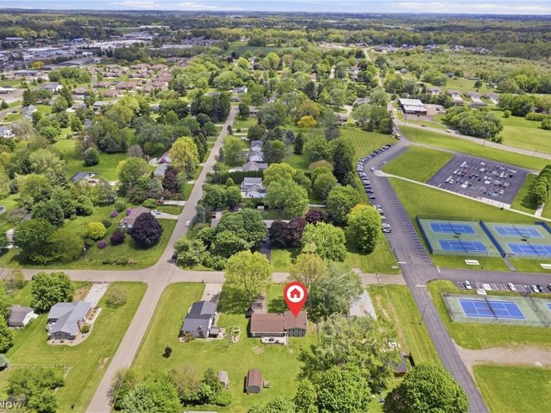 12097 Lisa Avenue NW, Hartville, OH 44632 Photo 34