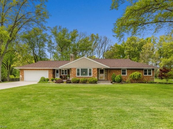 1319 Glamorgan Street, Alliance, OH 44601
