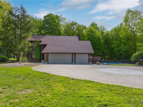 9416 State Route 60 , Wakeman, OH 44889