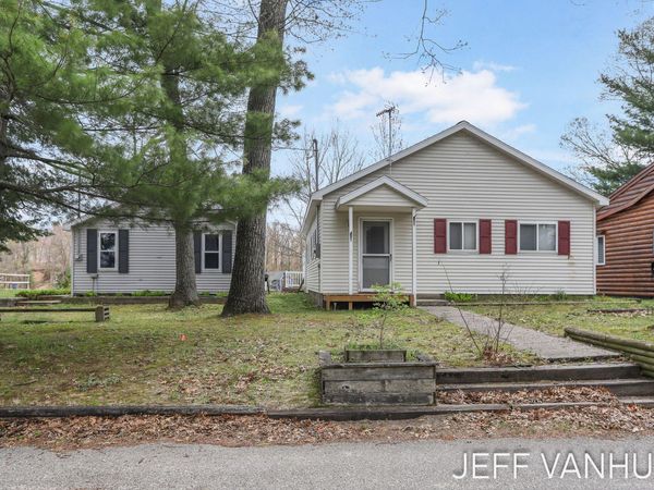 10138 S Lakeside Ridge Road, Baldwin, MI 49304