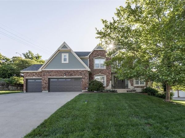 5501 Mullen Road, Shawnee, KS 66216