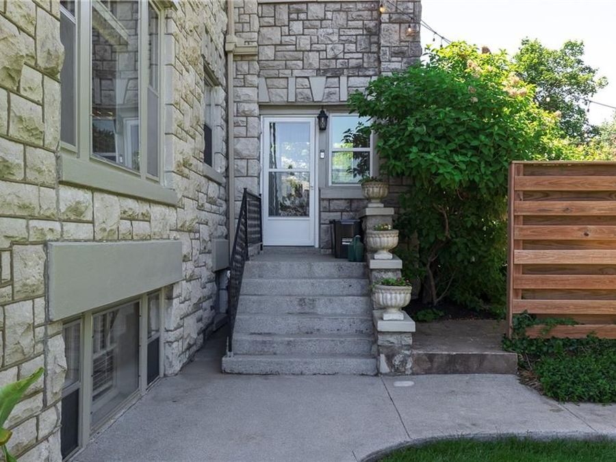 Property Image 61