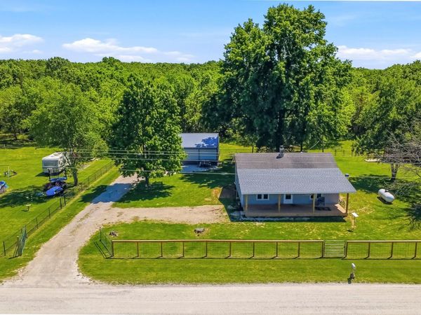 58 Pleasant Grove Road , Fordland, MO 65652
