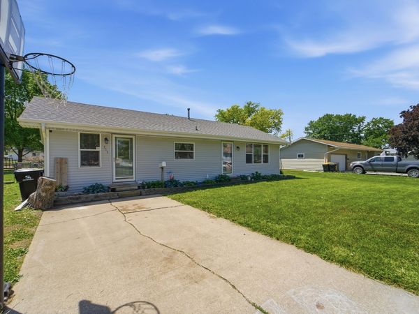 711 W Pleasant Street, Colfax, IA 50054