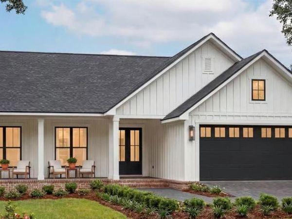 2987 Peaceful Dr, Riverside, IA 52327