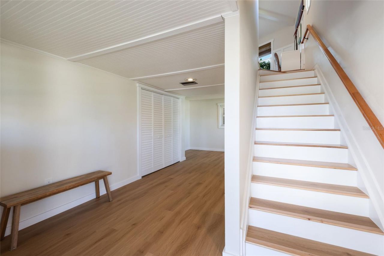221 85th Street, Holmes Beach, FL 34217 Photo