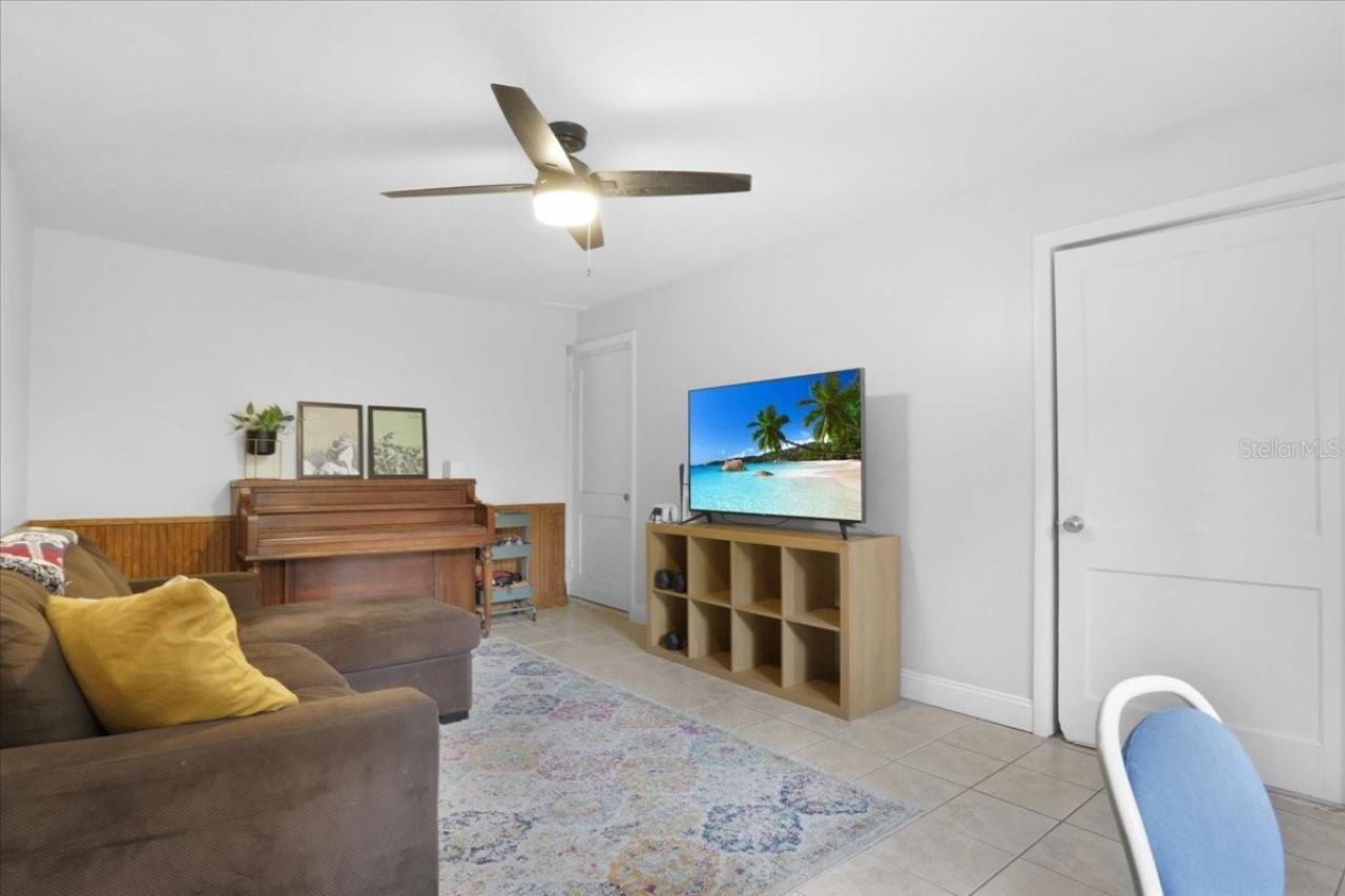 1032 NE 19th Place, Gainesville, FL 32609 Photo