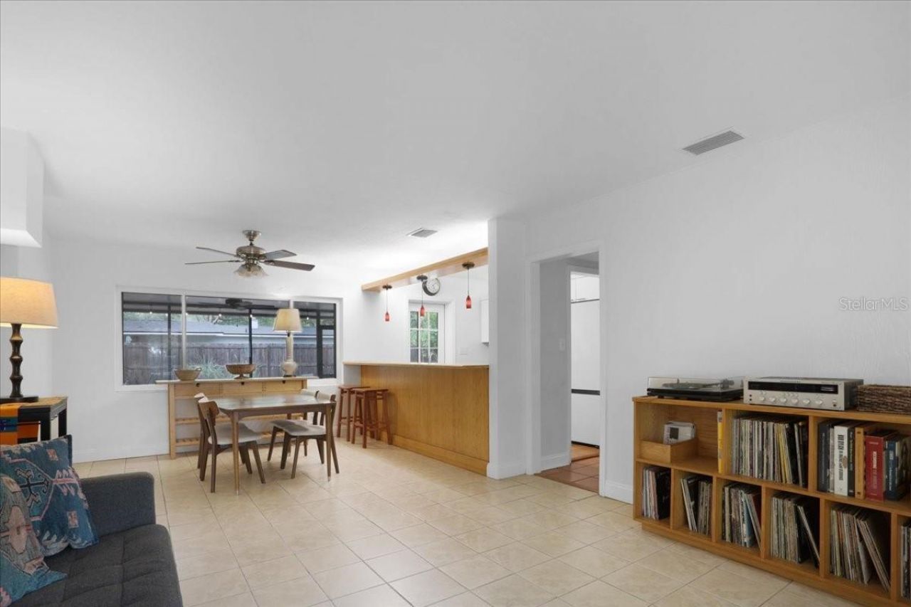 1032 NE 19th Place, Gainesville, FL 32609 Photo