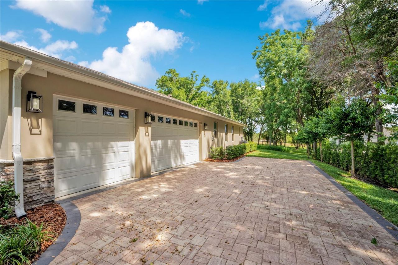 1107 Palm Cove Drive, Orlando, FL 32835 Photo