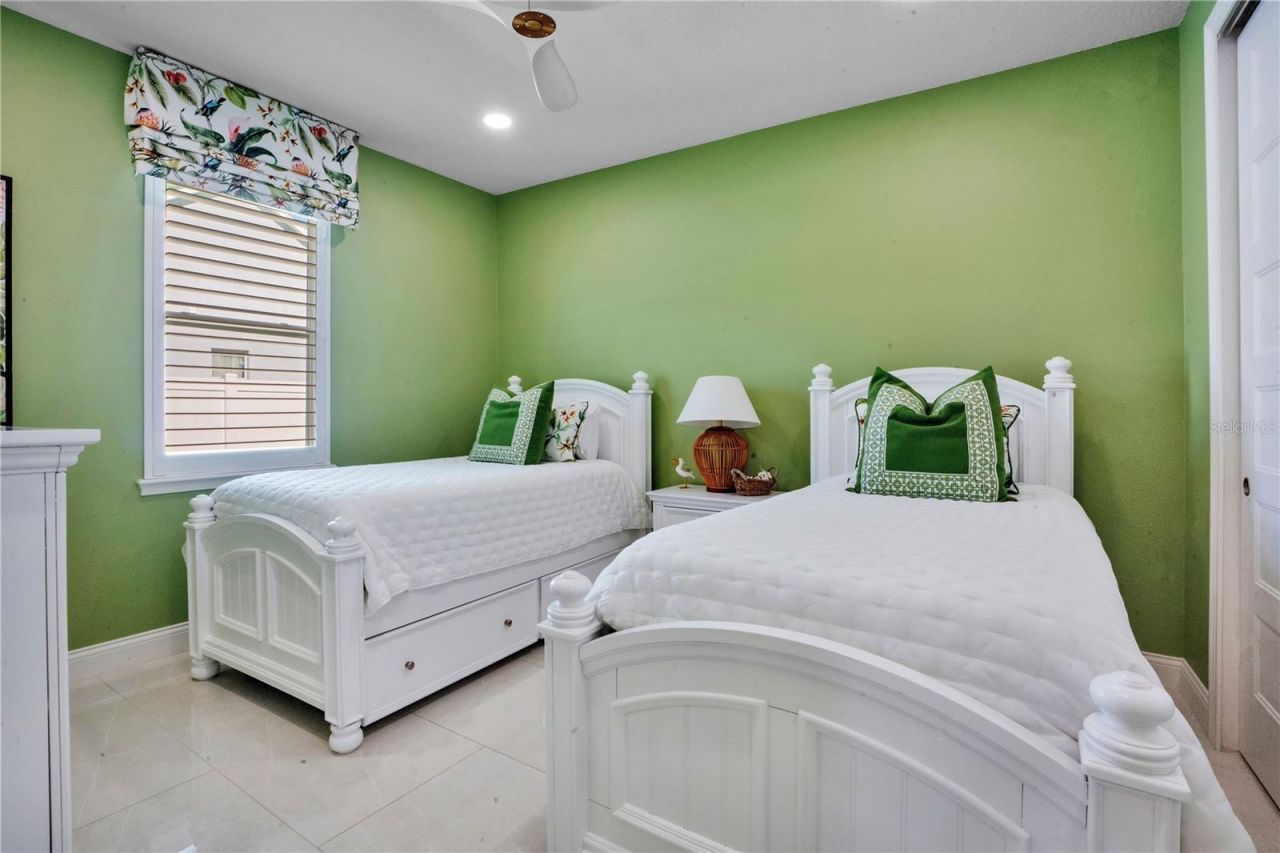 1107 Palm Cove Drive, Orlando, FL 32835 Photo