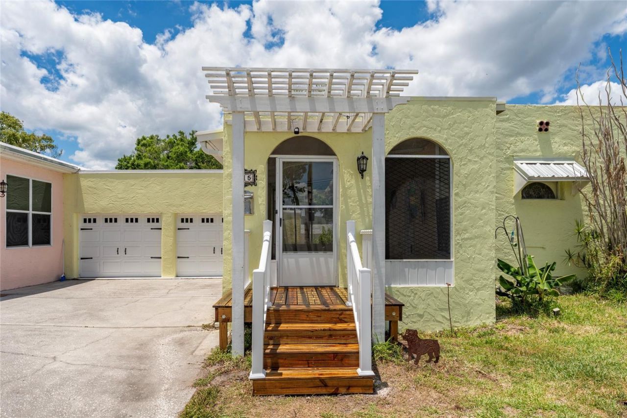 815 Lake Jessie Drive, Winter Haven, FL 33881 Photo