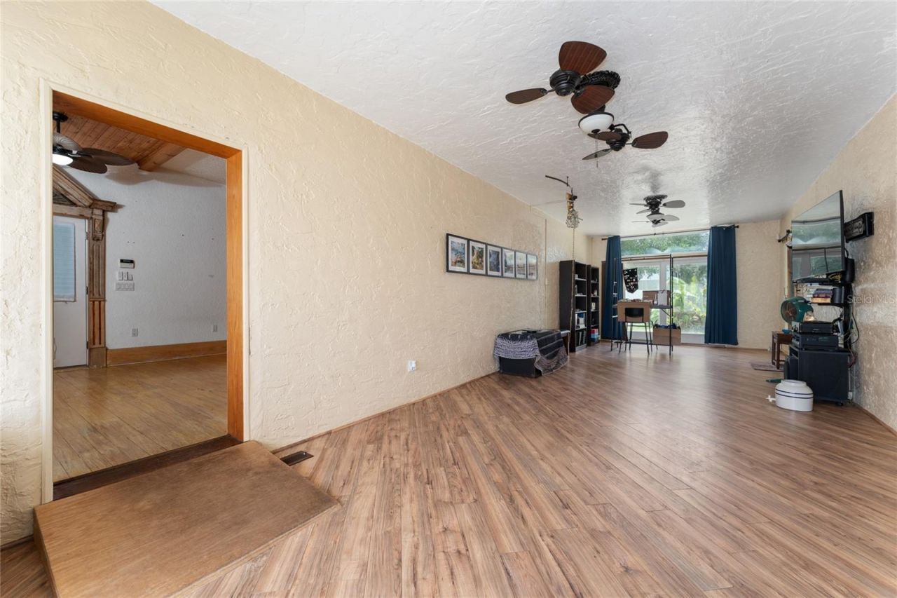 815 Lake Jessie Drive, Winter Haven, FL 33881 Photo