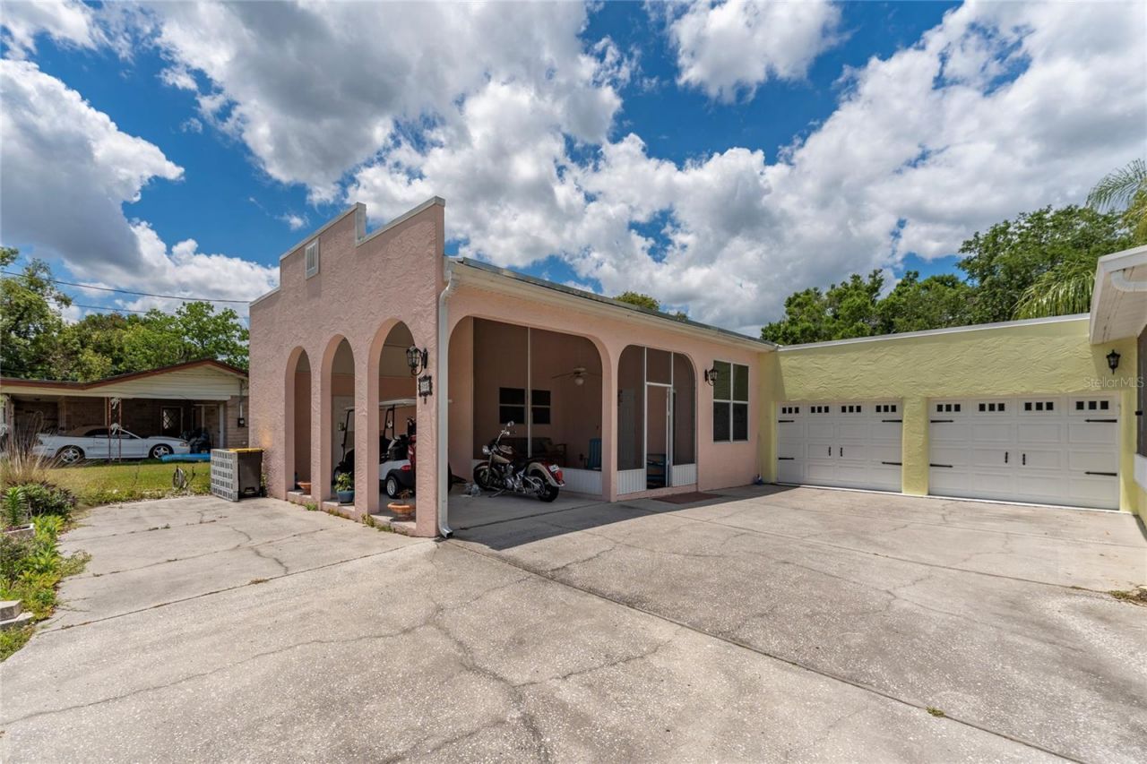815 Lake Jessie Drive, Winter Haven, FL 33881 Photo