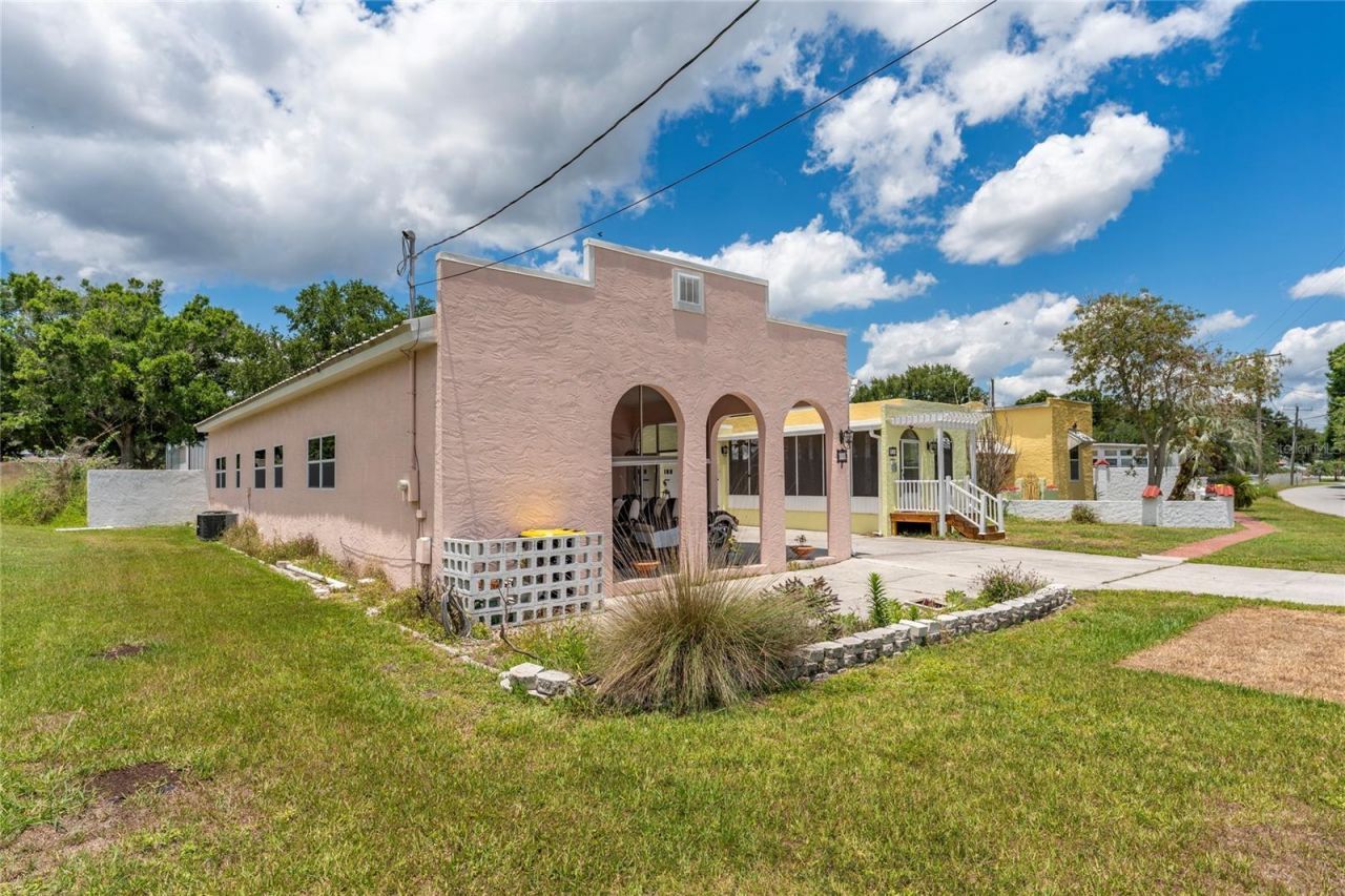 815 Lake Jessie Drive, Winter Haven, FL 33881 Photo