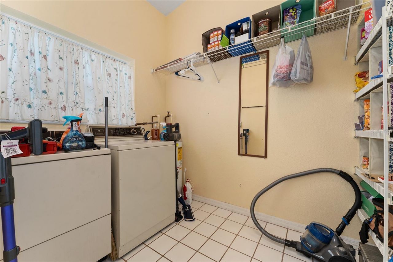 815 Lake Jessie Drive, Winter Haven, FL 33881 Photo