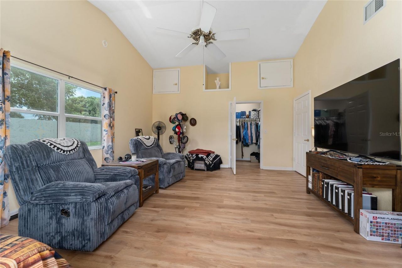 815 Lake Jessie Drive, Winter Haven, FL 33881 Photo