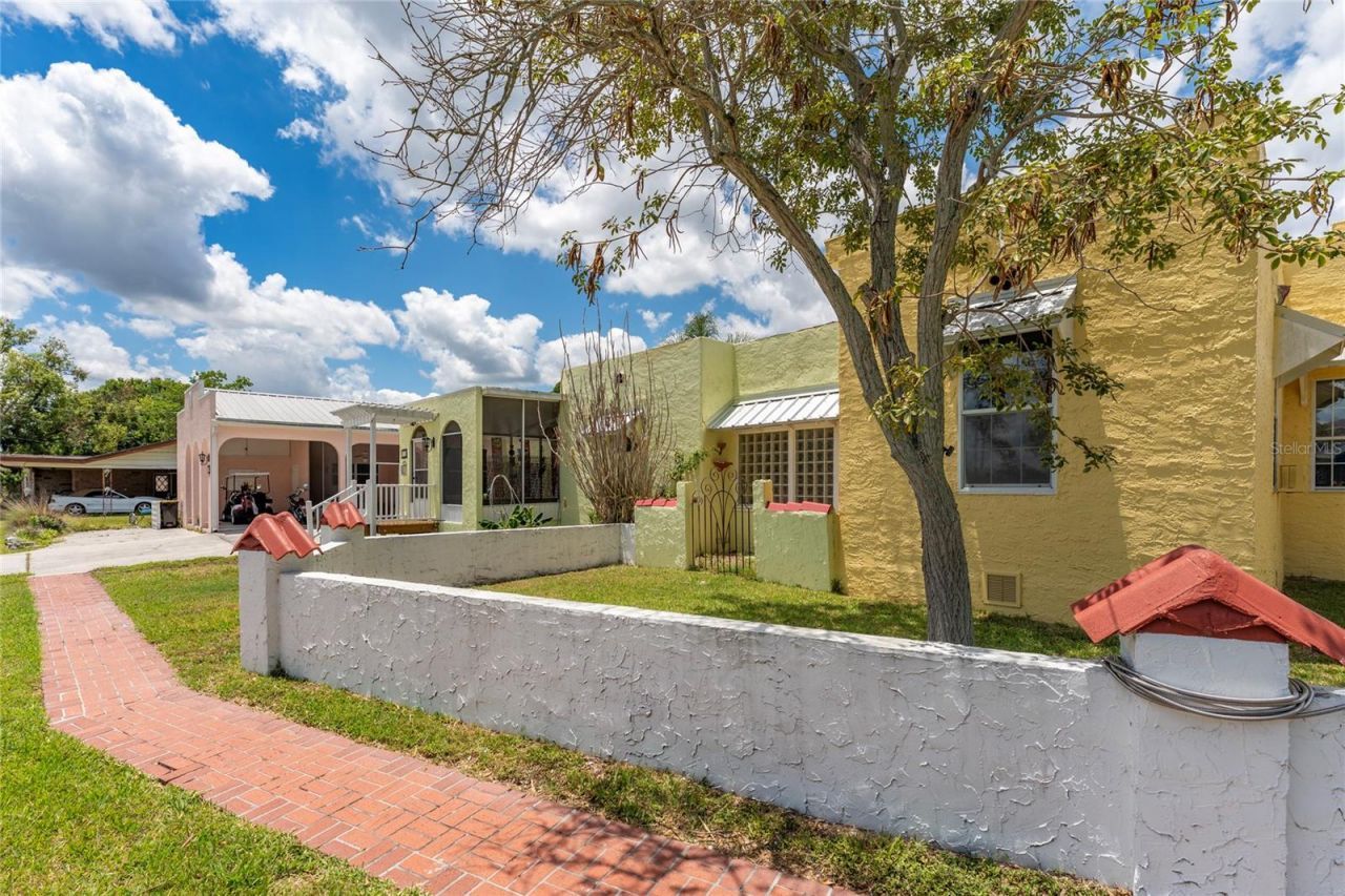 815 Lake Jessie Drive, Winter Haven, FL 33881 Photo