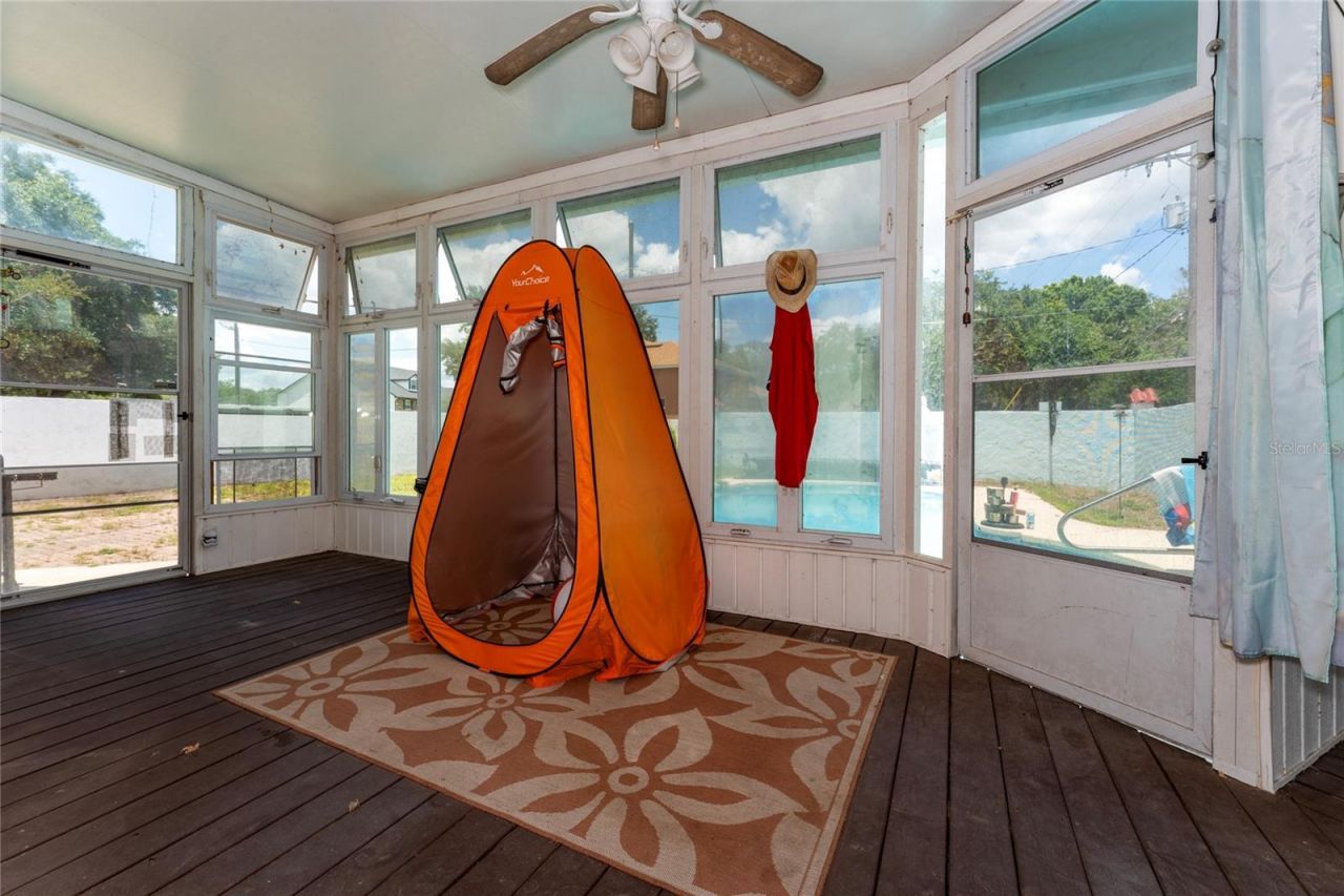815 Lake Jessie Drive, Winter Haven, FL 33881 Photo