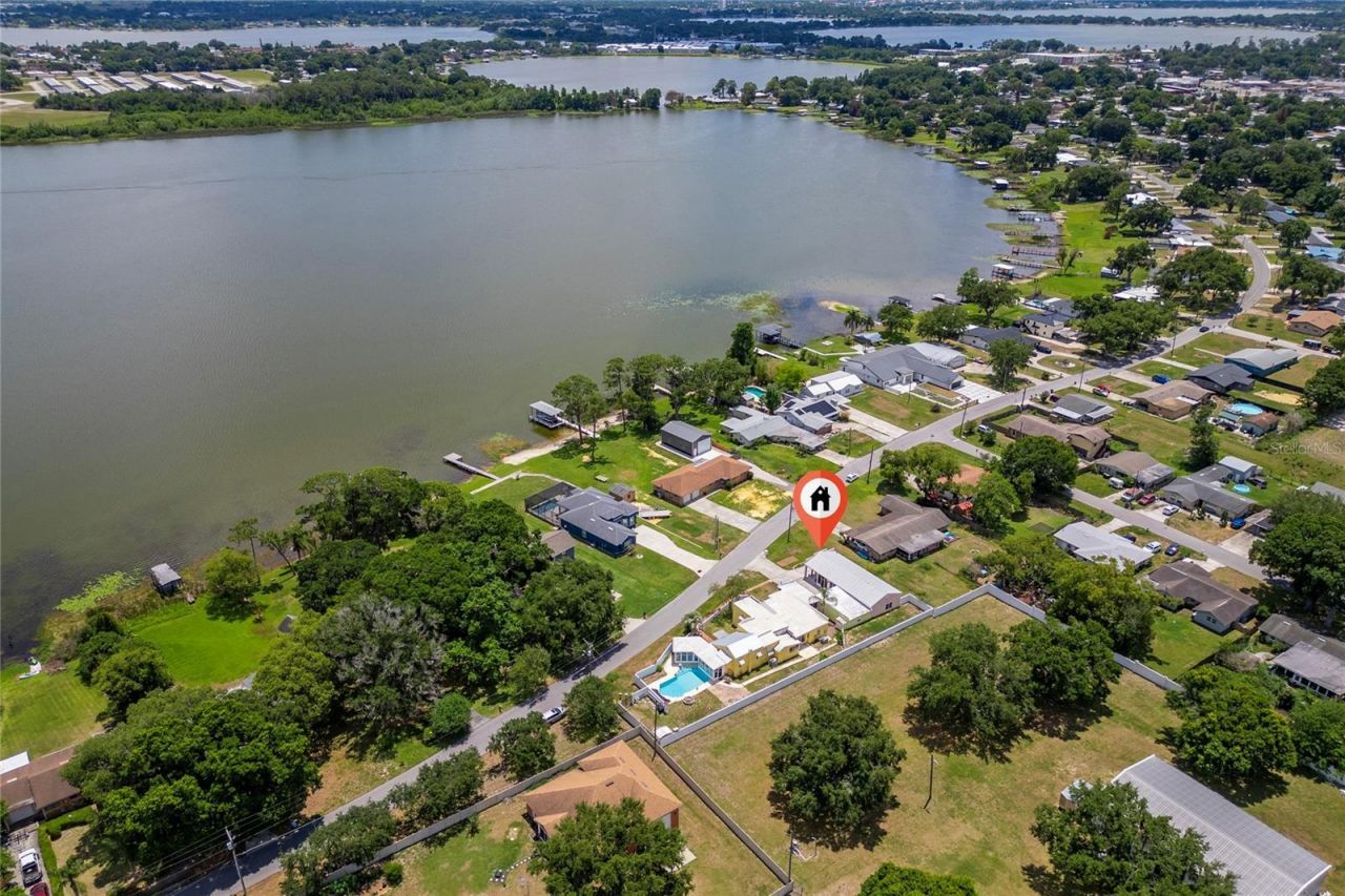 815 Lake Jessie Drive, Winter Haven, FL 33881 Photo