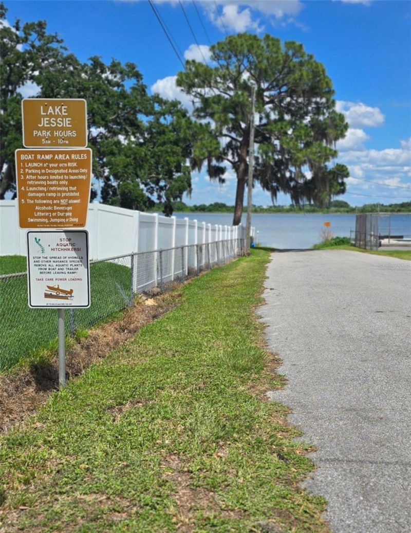 815 Lake Jessie Drive, Winter Haven, FL 33881 Photo