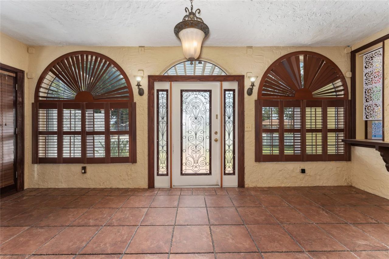 815 Lake Jessie Drive, Winter Haven, FL 33881 Photo