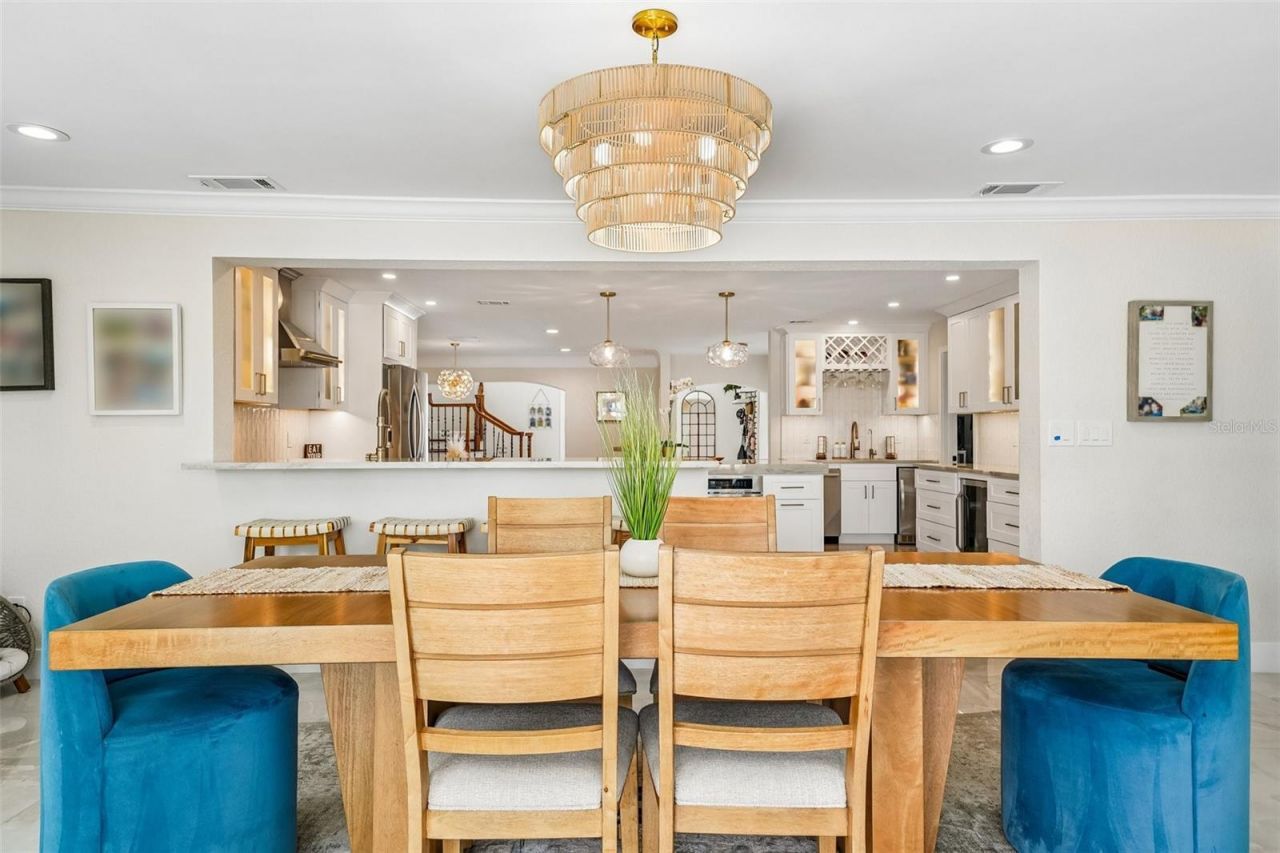 2032 Massachusetts Avenue Ne, Saint Petersburg, FL 33703 Photo