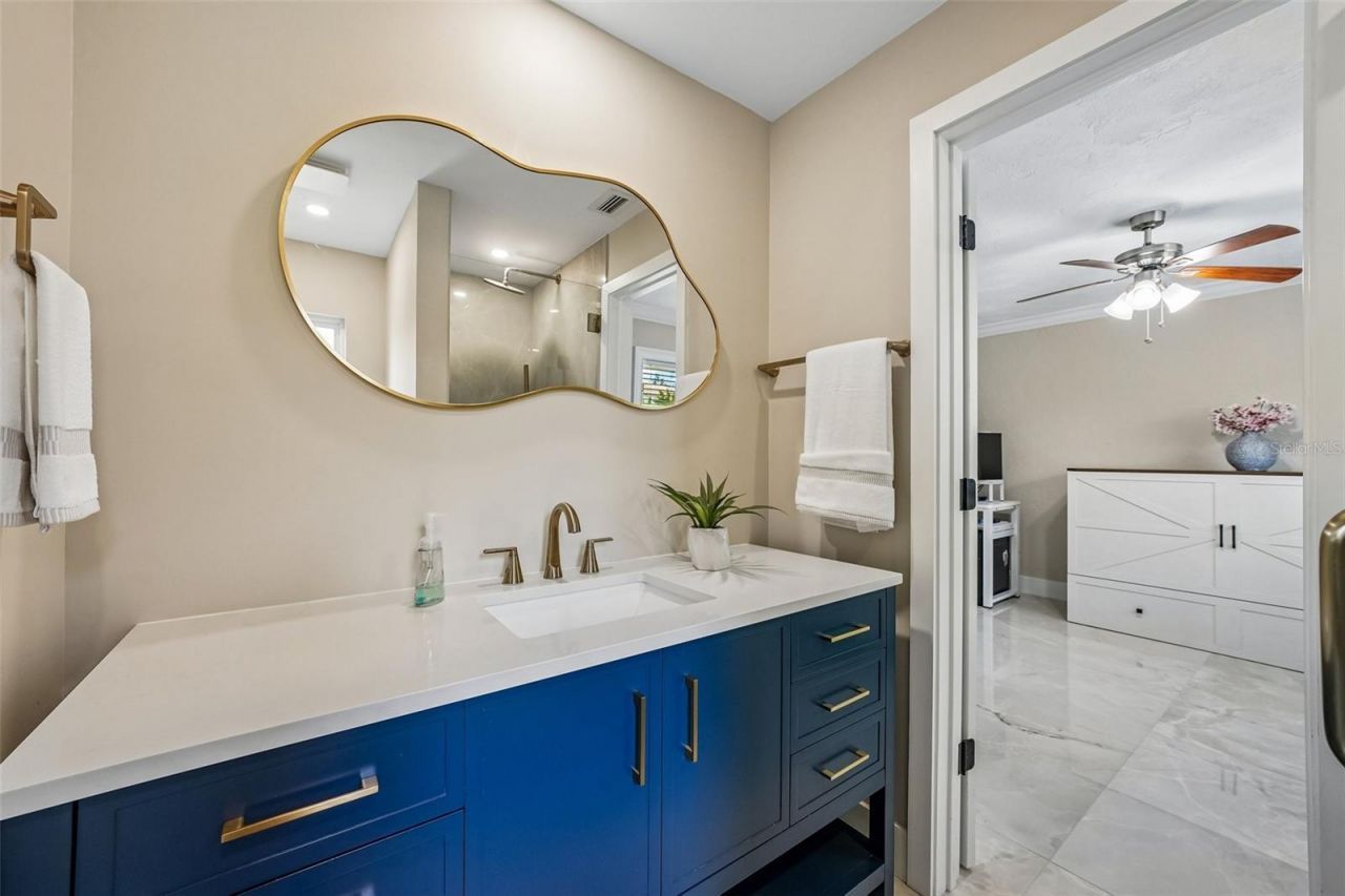 2032 Massachusetts Avenue Ne, Saint Petersburg, FL 33703 Photo