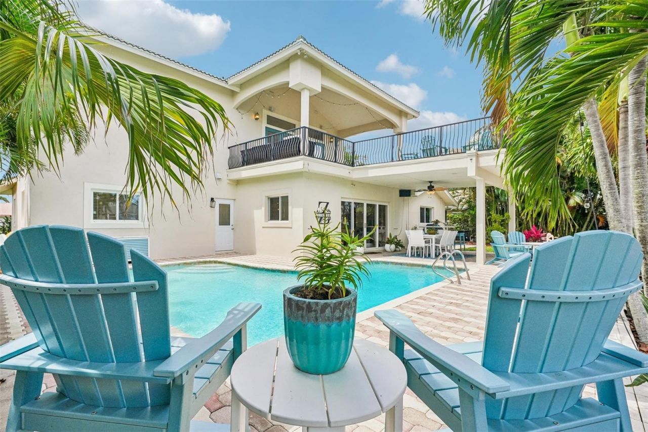 2032 Massachusetts Avenue Ne, Saint Petersburg, FL 33703 Photo