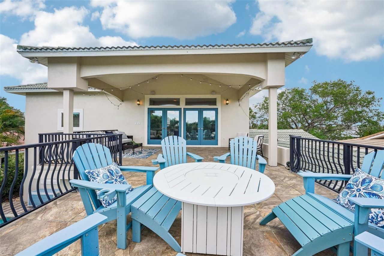 2032 Massachusetts Avenue Ne, Saint Petersburg, FL 33703 Photo