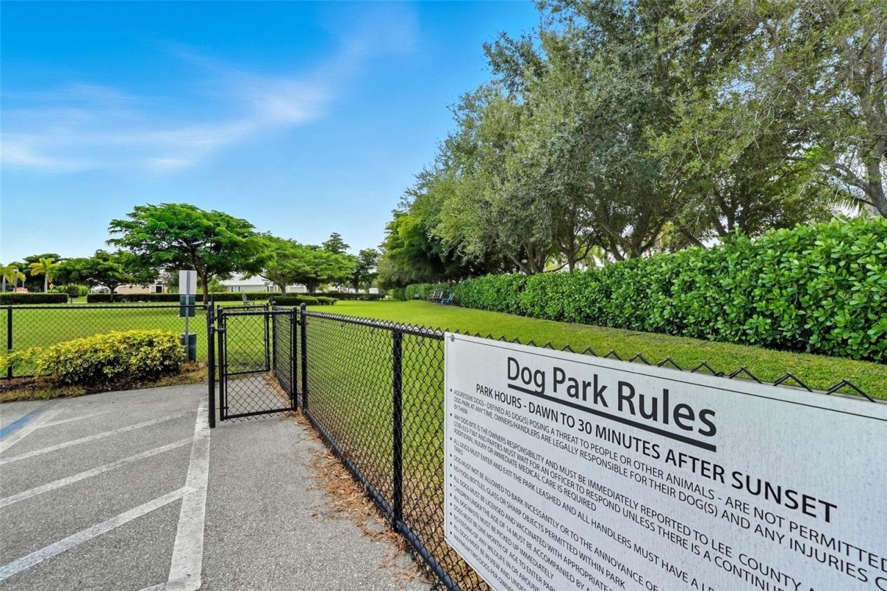 2617 Stonyhill Court , Cape Coral, FL 33991 Photo